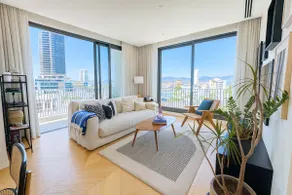 WealthyStays Downtown Penthouse - Image 2