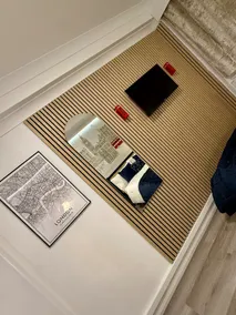 Small Stylish Flat WestEnd - Image 2