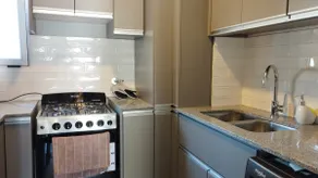 Modern apartment steps from Plaza Moreno - Image 5