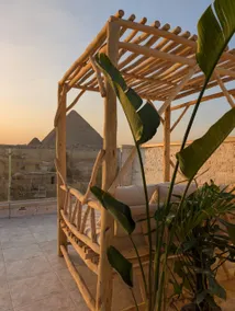 Artistic Home 5Min Walk Pyramids with Rooftop View - Image 2