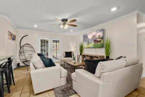 FREE NIGHT! Sleeps 14! Private Pool, Hot Tub - Image 3