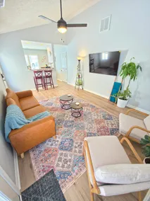 Village Cottage - 1 King+1 Queen | 2 Baths | Patio - Image 3