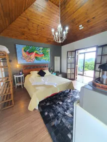 Chalet 1 with hydro, view and hot/cold split - Image 5