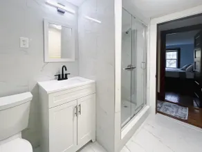 Cozy 2-Bedroom Apartment Near Dedham Legacy - Image 3