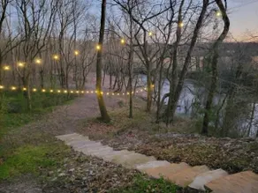 Riverside Retreat - Image 3