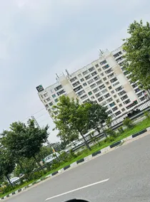 TDI,Mohali,Flat,Airport Road,11th floor,owner free - Image 2
