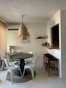 Heart of Sainte-Maxime • Beach within walking distance • Air conditioning • Parking • Wi-Fi - Image 3