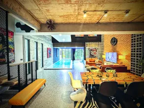 Z Loft Seaside FashionDesigner Loft - Image 3