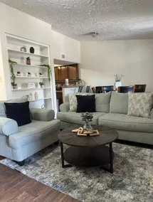 Cozy Getaway in Houston - Image 5