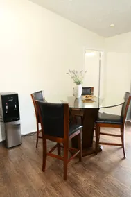 Cozy Getaway in Houston - Image 3