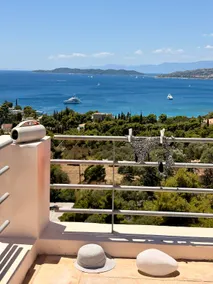 Villa Thalia •Floating Heaven - Image 2