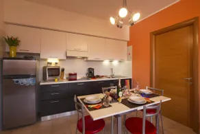 Casa Fiorita: Leggiuno 100 meters from lake Apartment with shared Pool - Happy Rentals - Image 4