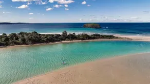 Seaside Shellharbour, 3 mins walk to beach, lake - Image 4