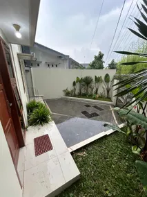 Minimalist, modern, and cozy home, 5 minutes from UNDIP - Image 2