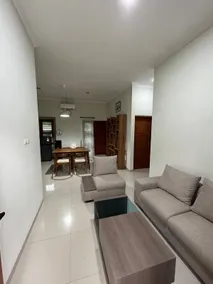 Minimalist, modern, and cozy home, 5 minutes from UNDIP - Image 3