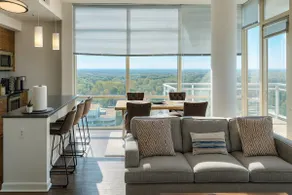 Sunsets 4 days | luxury | Virginia Vibes - Image 5