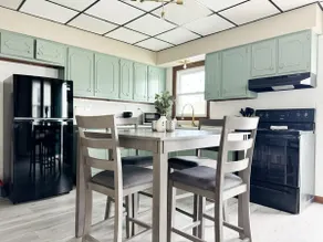 Parkland Home | KING 2BD/1BA Townhome in Ev - Image 2