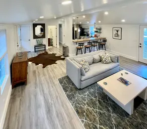 River House-home with private river front access - Image 4