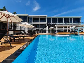 Karon Beach/Premium Apartment Suite/Pool/Gym - Image 2