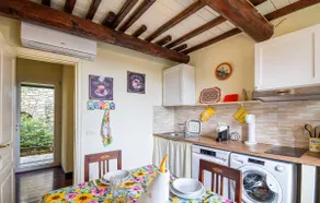 Stunning apartment in Recco with kitchen - Image 4