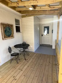The Blue Moon Airbnb - Image 3