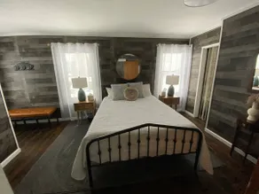 Serenity Suite Lovers retreat Private Hot tub - Image 3