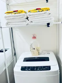 　Convenient transportation, 6 minutes walk to Hakata station, can accommodate 4 people, two queen beds, private bathroom. - Image 5