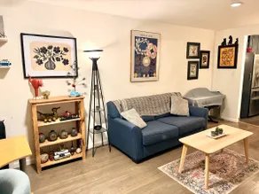 Charming Artist Condo close to the Beach - Image 3