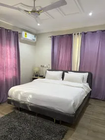 Elegant 2BR Apartment |Pool |Fast WiFi |24/7 Power - Image 5