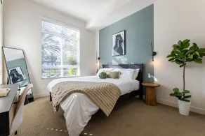 Chic 2BD Home in South Coast | EV Parking/Gym/Spa - Image 2