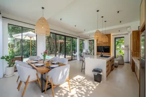 Ubud 2BR with pool! Coffee shops and nature nearby - Image 2