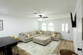 The Canary House - Image 2