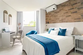 Beachfront: Stylish & Quiet - Image 2
