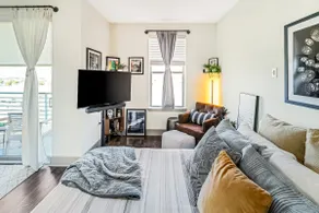 Chic & Comfy Retreat ~ 5* Location, Pool, Gym, EV! - Image 2