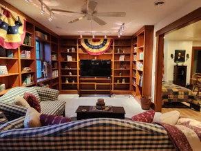 The Presidential Suite Close to Kenyon & Mt Vernon - Image 5