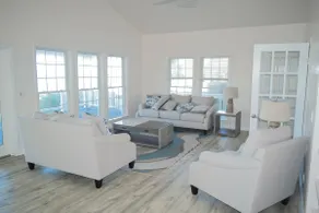 Pier 6 Beach House - Image 2