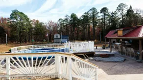 Club Divot - A Modern Farm Style Home with Pool - Image 3
