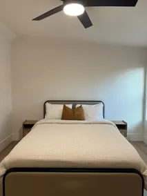 Modern & Cozy Home Mins From Lackland AFB! - Image 4