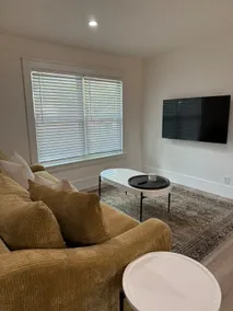 Modern & Cozy Home Mins From Lackland AFB! - Image 2
