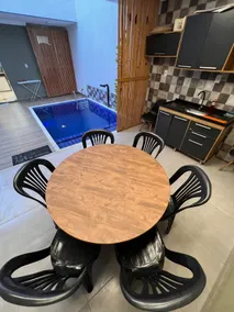 3/4 vacation home and pool - Image 4