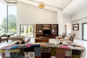 Family Country House - Image 4
