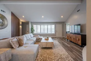 Poolside Paradise & Game Room near NRG stadium - Image 2