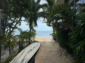 Beach House Retreat - Image 2