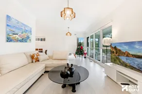 KozyGuru | Forestville | Charming 3BR House - Image 4