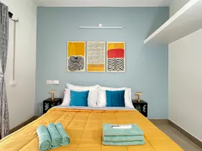VAR- Coastal Haus 5 Min to Beach, AC 4BHK-Foosball - Image 2