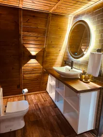 Pura Vida Jacuzzi Cabin, Fireplace & Haras - Image 5