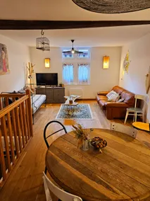Triplex, private indoor terrace, right in the center - Image 4