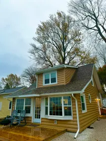 Lake front house w new hot tub! - Image 4