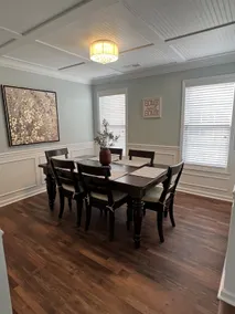 Urban Oasis - centrally located - sleeps 8 - Image 4