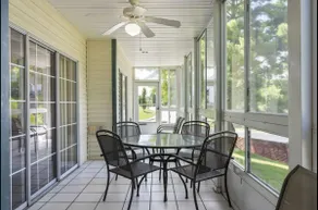 Beautiful, Modern Condo-No Stairs!-King Beds! - Image 3